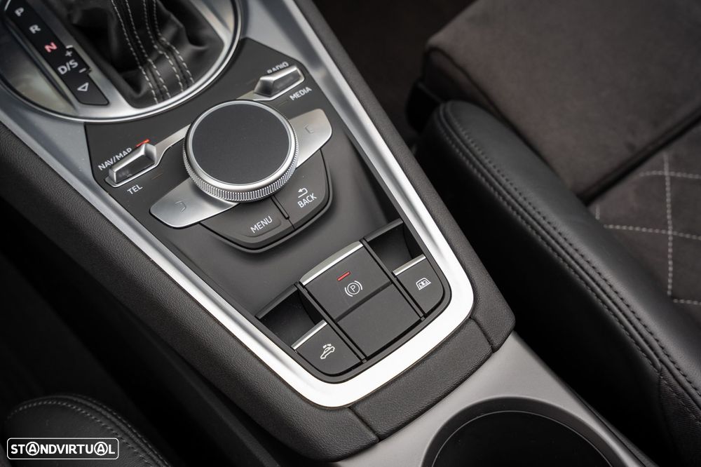 Audi TTS Roadster 2.0 TFSi quattro S Tronic - 21