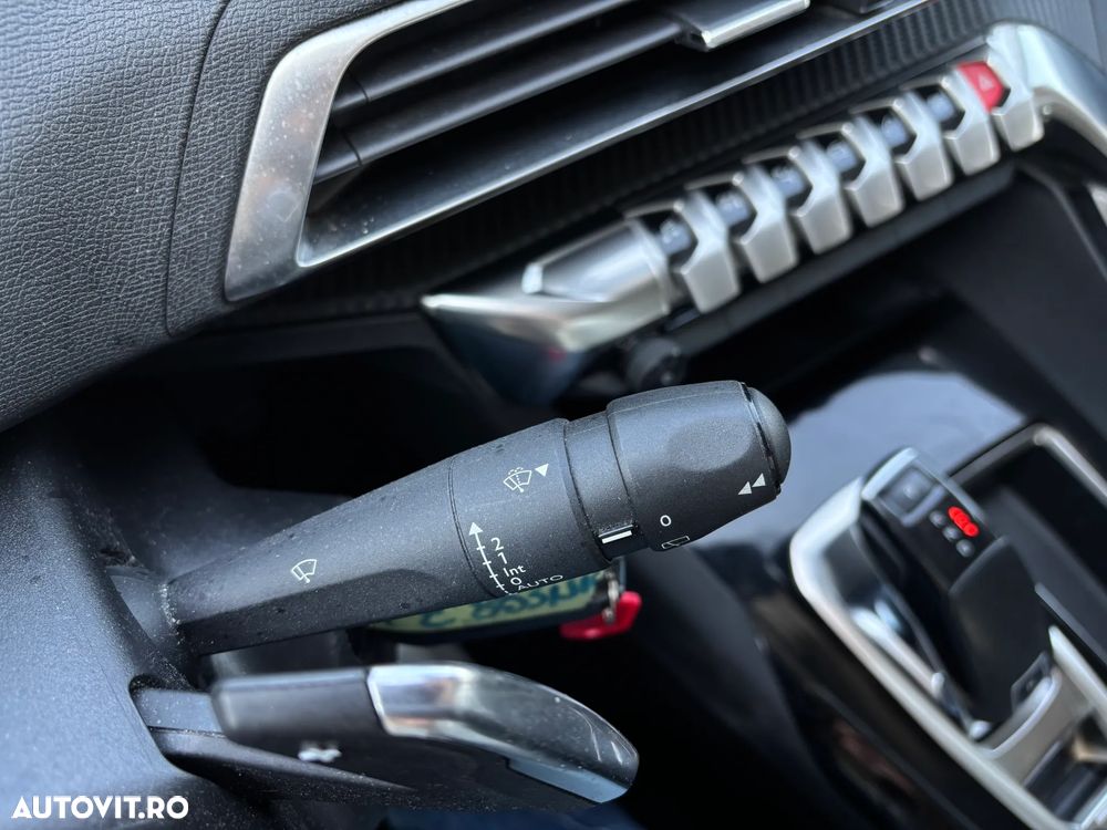 Peugeot 3008 BlueHDi 130 Stop & Start EAT8 Active Business-Paket - 30