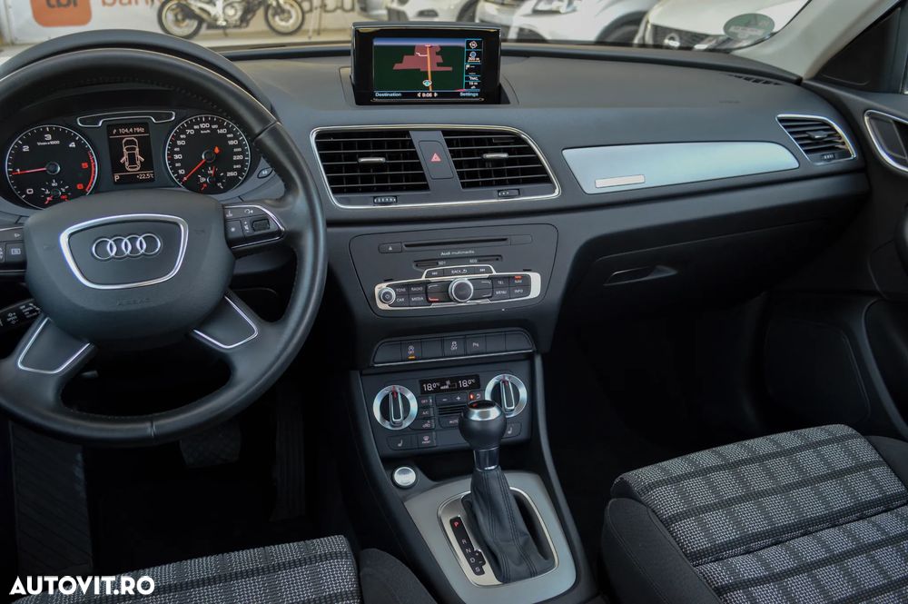 Audi Q3 2.0 TDI Quattro S tronic - 21
