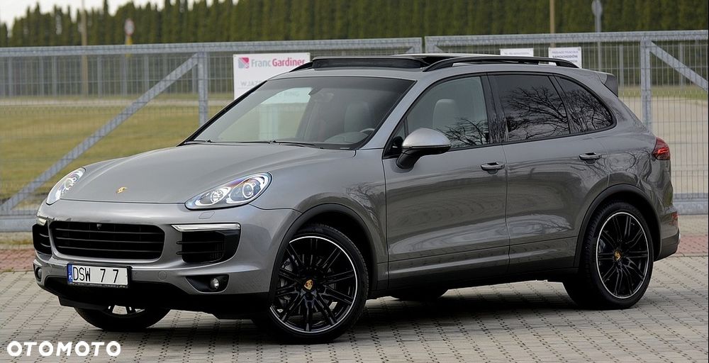 Porsche Cayenne S Platinum Edition - 14