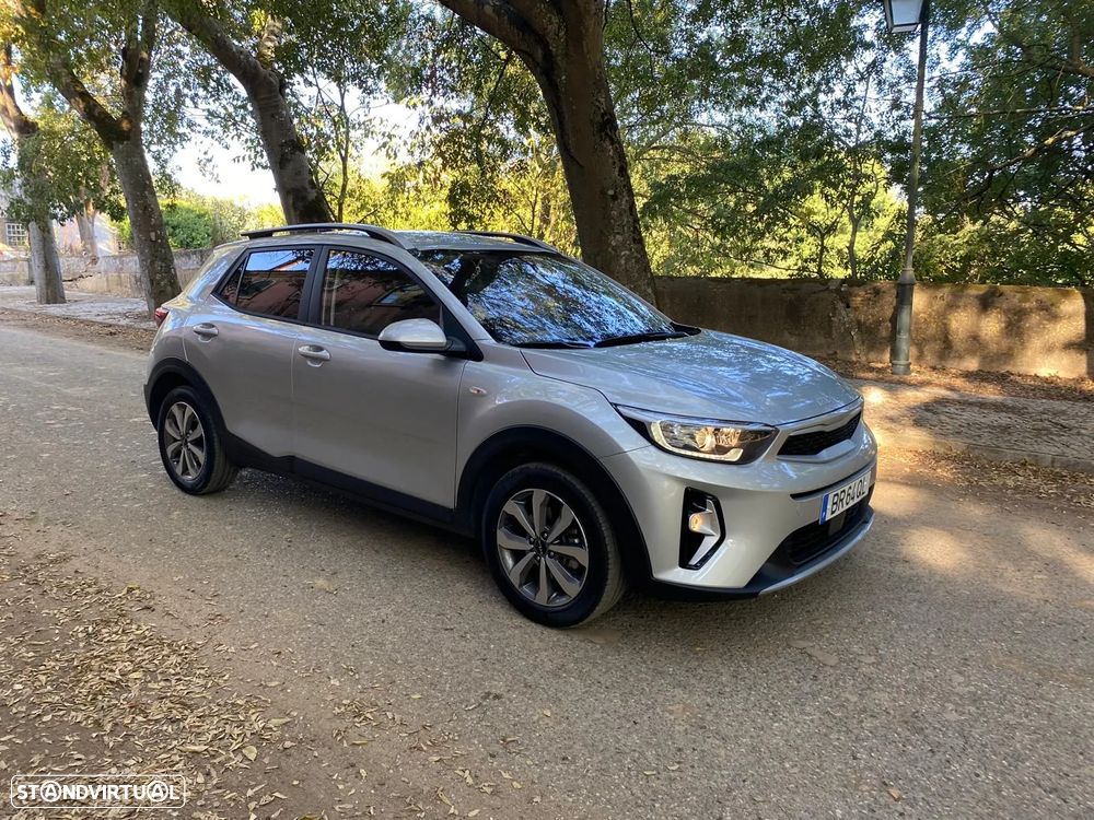 Kia Stonic 1.2 MPi Dynamic - 11