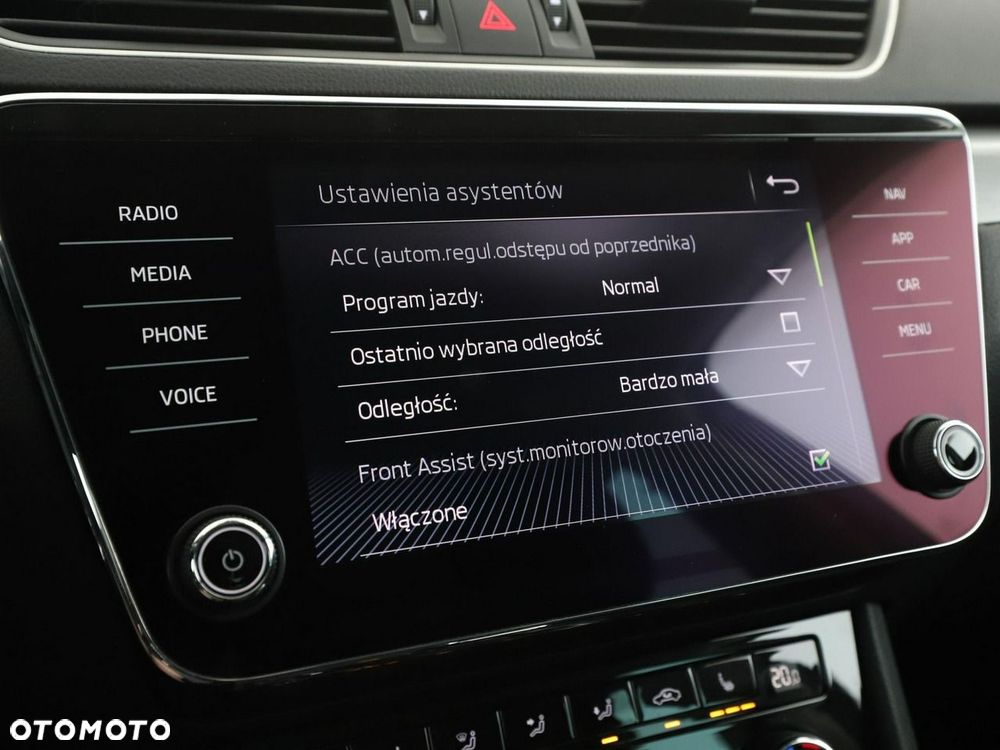 Skoda Superb 2.0 TDI 4x4 Style DSG - 28