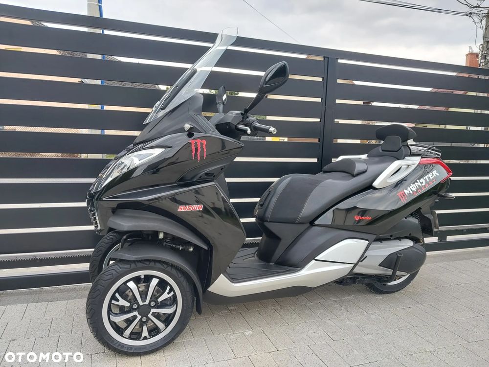 Peugeot Metropolis - 8