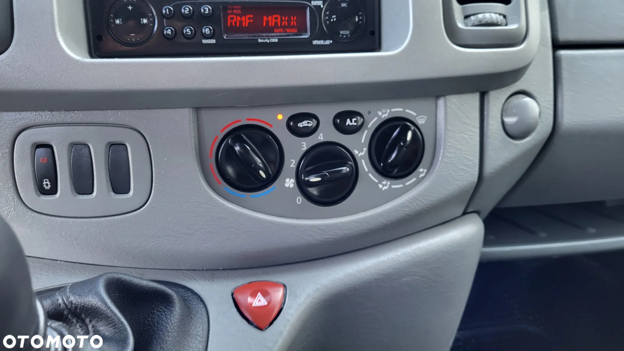 Renault Trafic L1H1 - 15