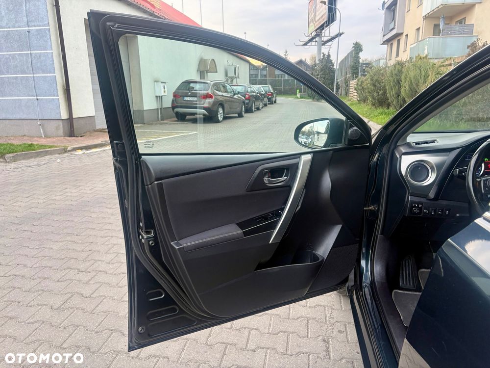 Toyota Auris 1.6 Valvematic Life Plus - 26