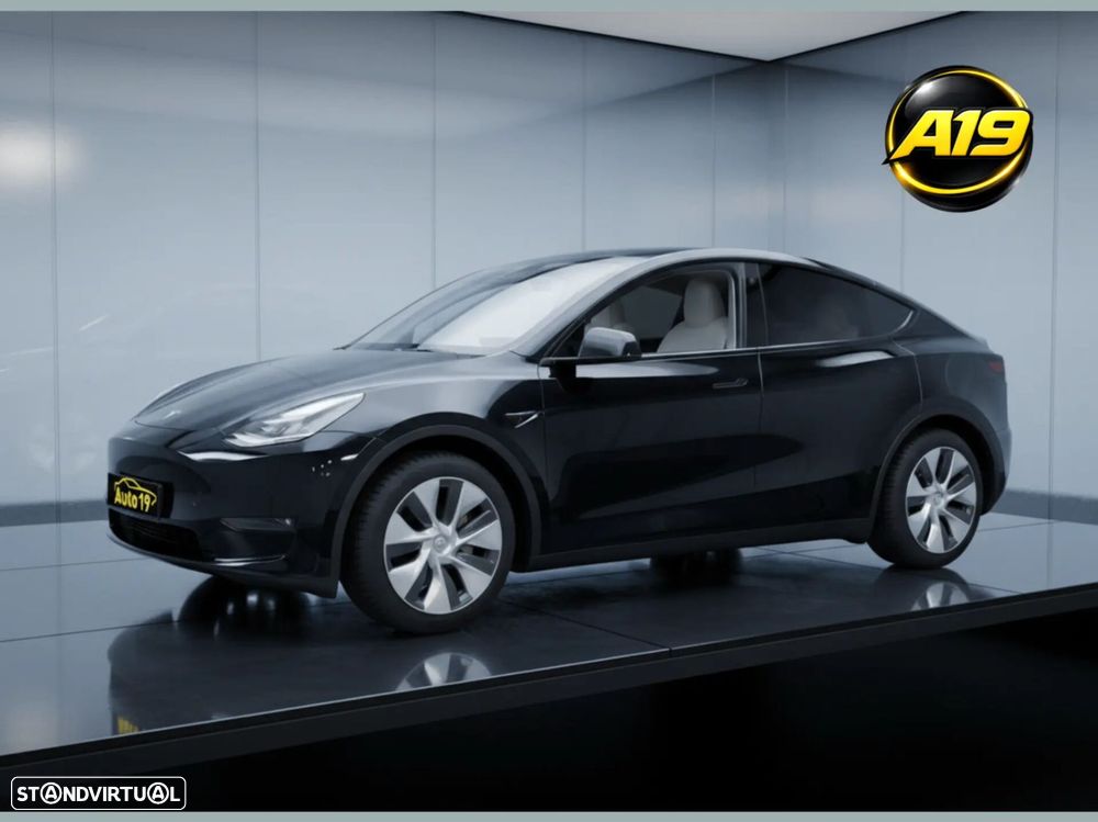 Tesla Model Y Long Range Dual Motor AWD - 3