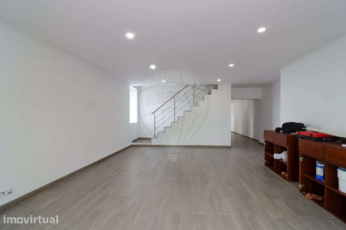 Moradia T2 para venda - Grande imagem: 2/26