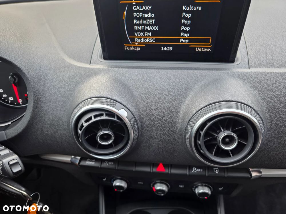 Audi A3 Sportback 1.4 TFSI Attraction - 11