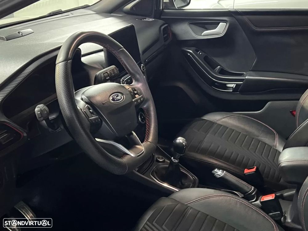 Ford Puma 1.0 EcoBoost MHEV ST-Line X Vivid Ruby Edition - 21