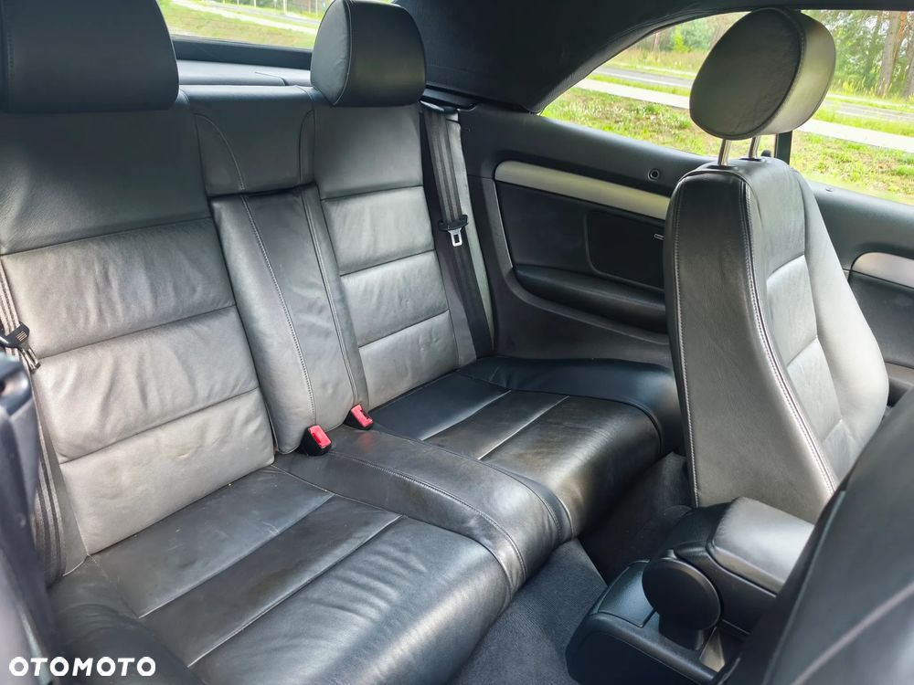Audi A4 Cabrio 2.0 TDI DPF - 25