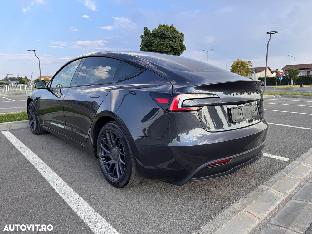 Tesla Model 3 Long Range - 7