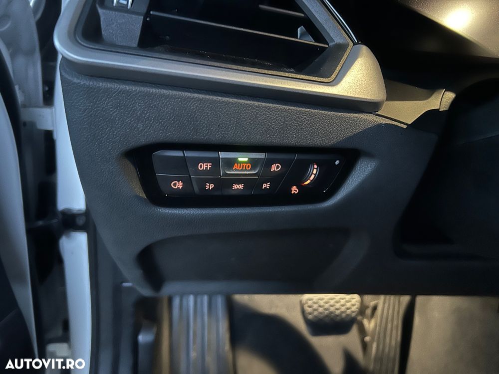 BMW Seria 3 320e Touring Aut. - 12