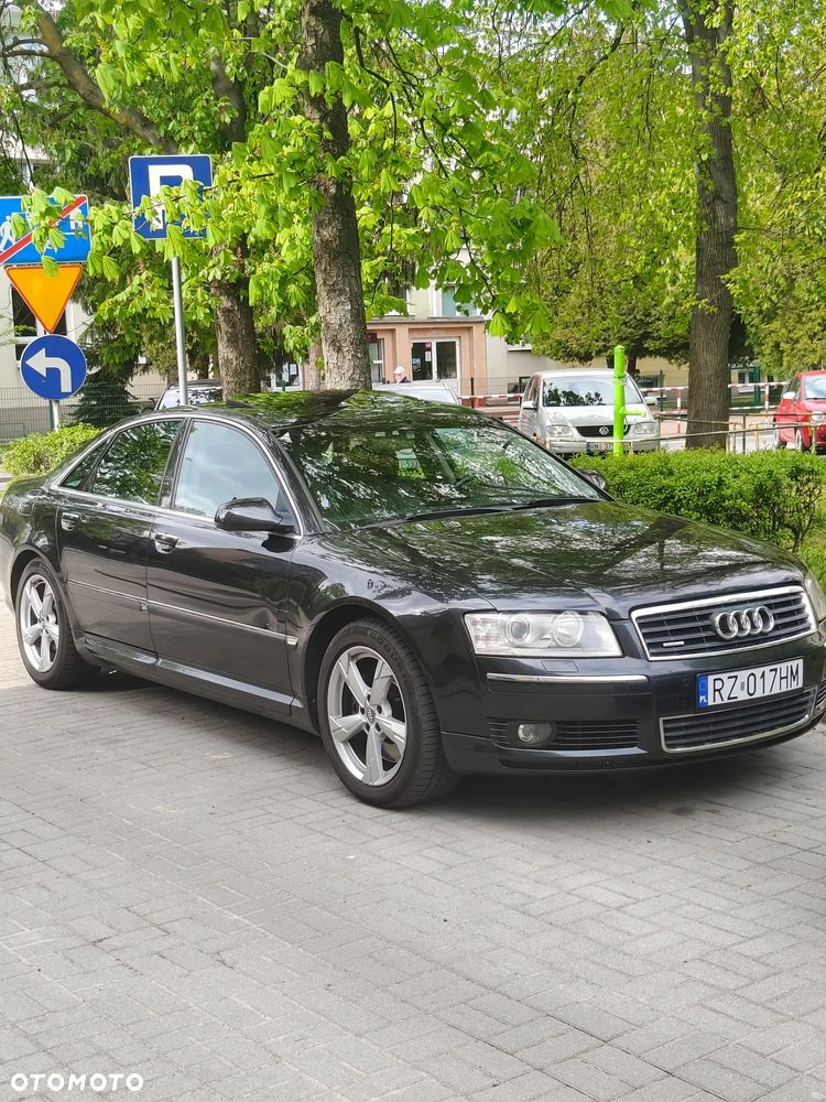Audi A8 4.2 Quattro - 10