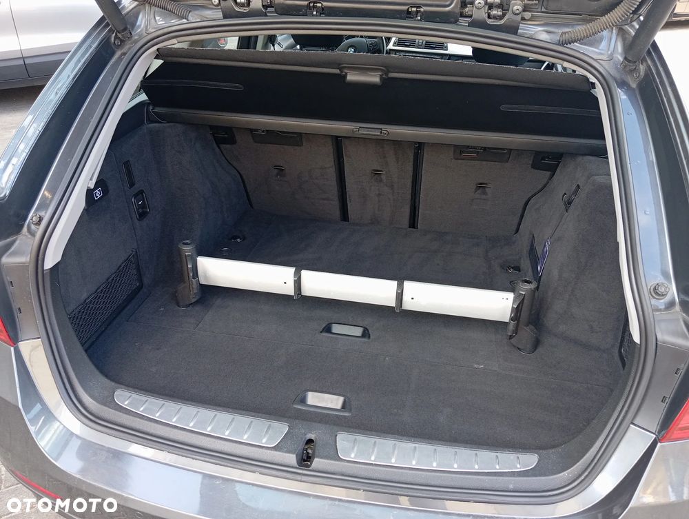 BMW Seria 3 320d DPF - 34