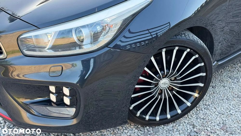Kia Ceed 1.6 T-GDI GT-Challenge - 18