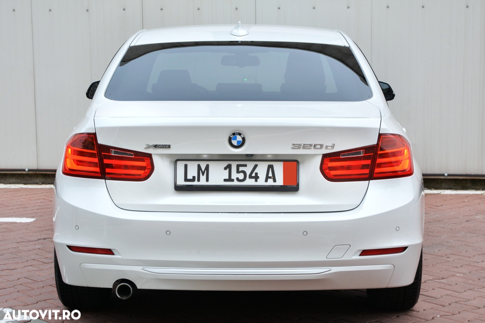 BMW Seria 3 320d xDrive Sport-Aut. Modern Line - 12