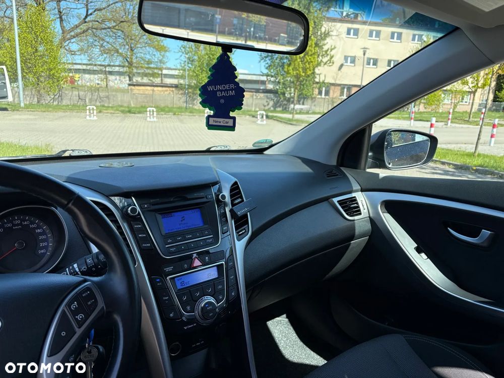 Hyundai i30 1.6 CRDi Comfort - 9