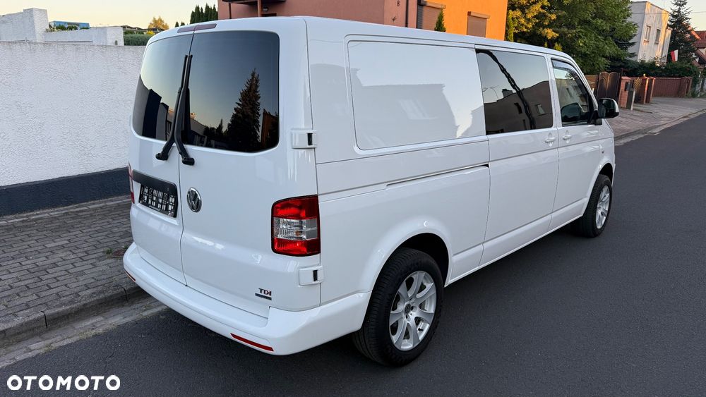 Volkswagen Multivan - 7