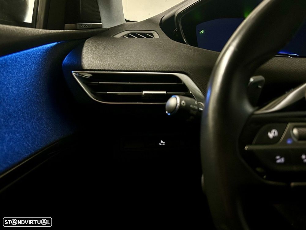 Peugeot 5008 1.2 PureTech Allure EAT8 - 19