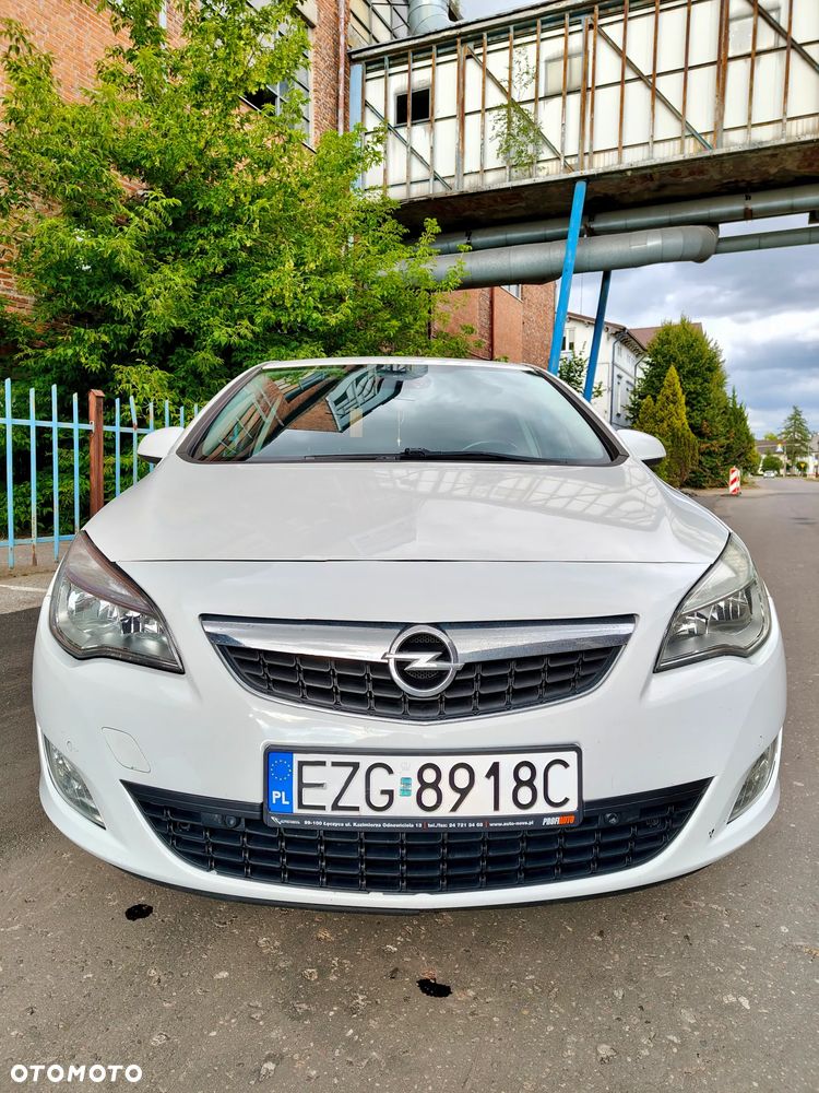 Opel Astra 1.4 ecoFLEX - 13