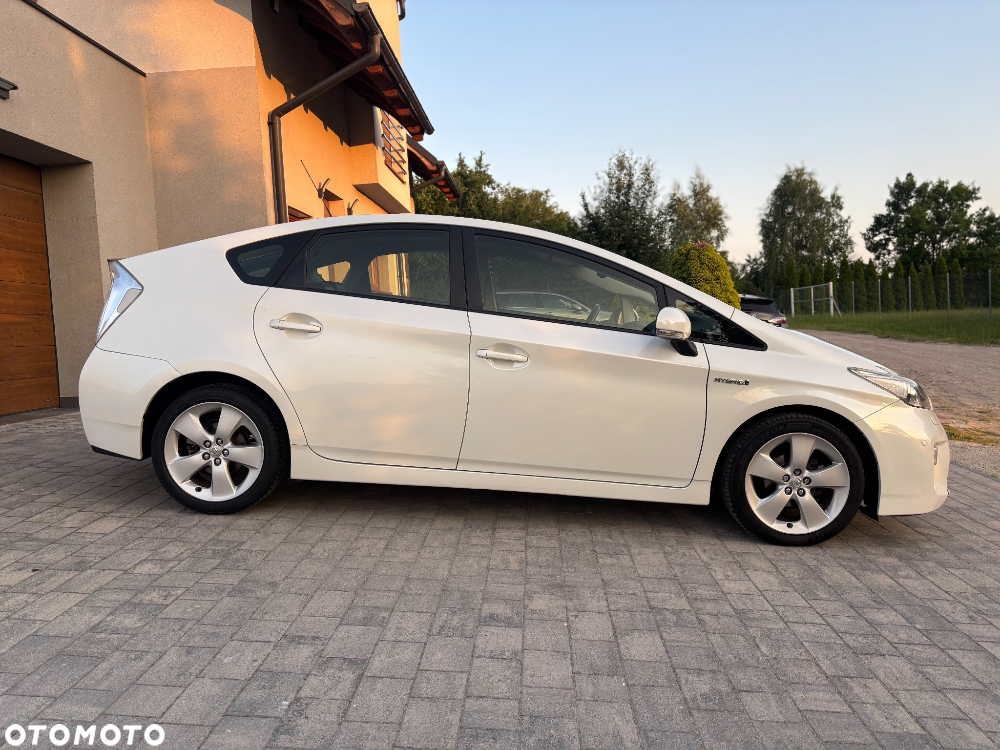 Toyota Prius 1.8 HSD Prestige - 14