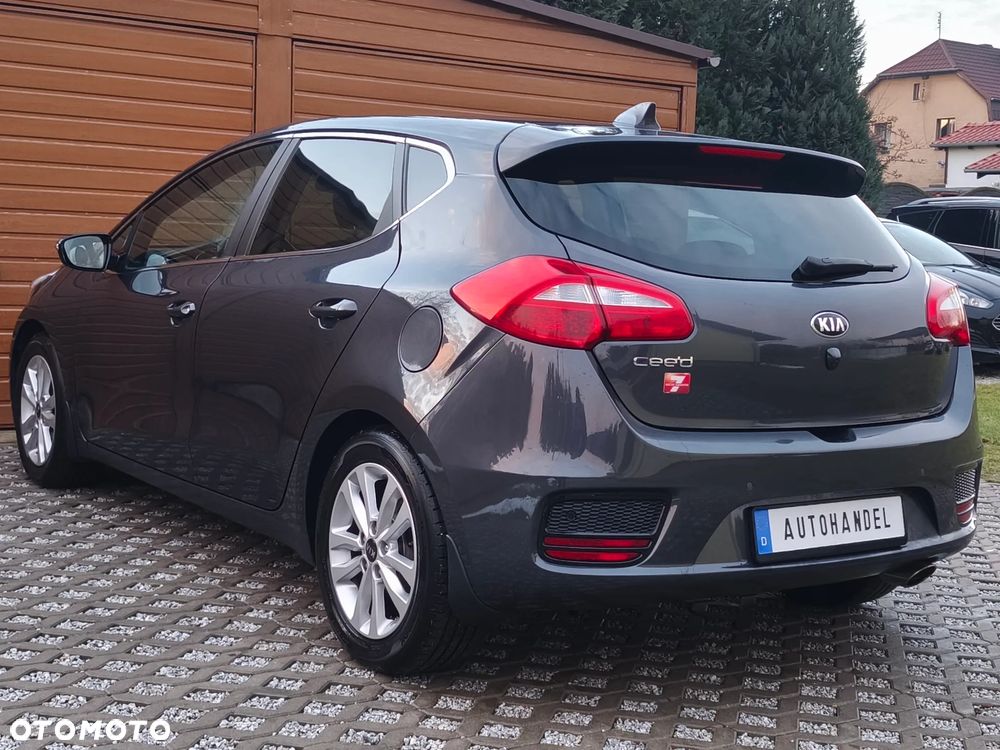 Kia Ceed 1.6 GDI Platinum Edition - 14