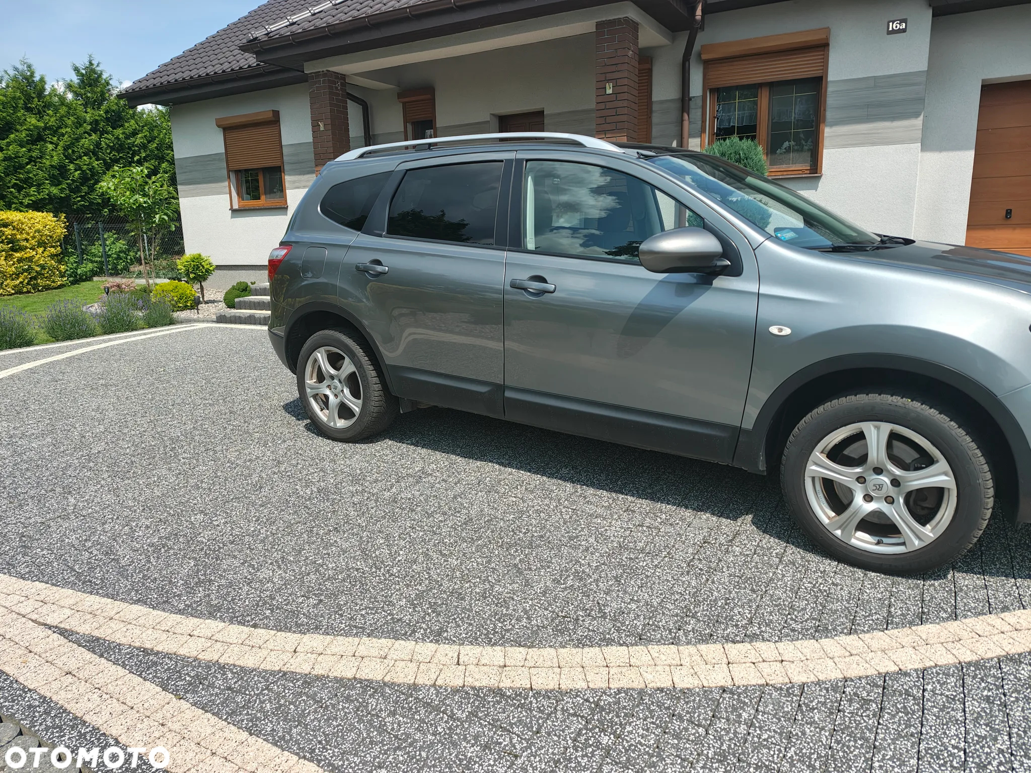 Nissan Qashqai 2.0 dCi 4 x 4 DPF 360 - 3