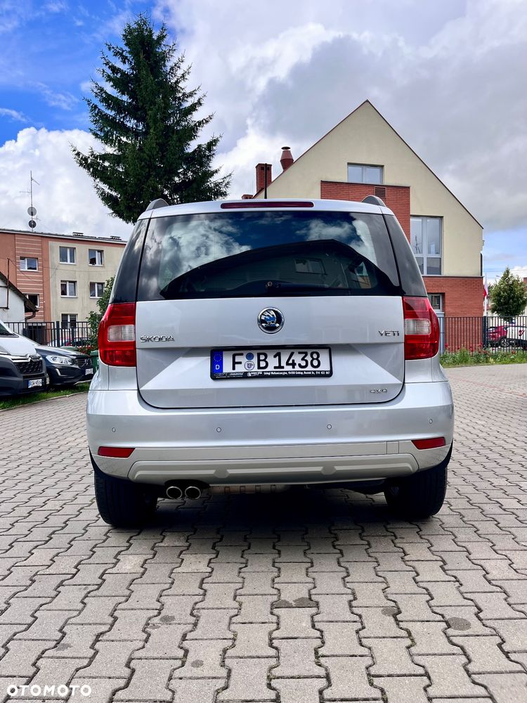 Skoda Yeti 2.0 TDI DPF 4x4 Edition DSG - 8