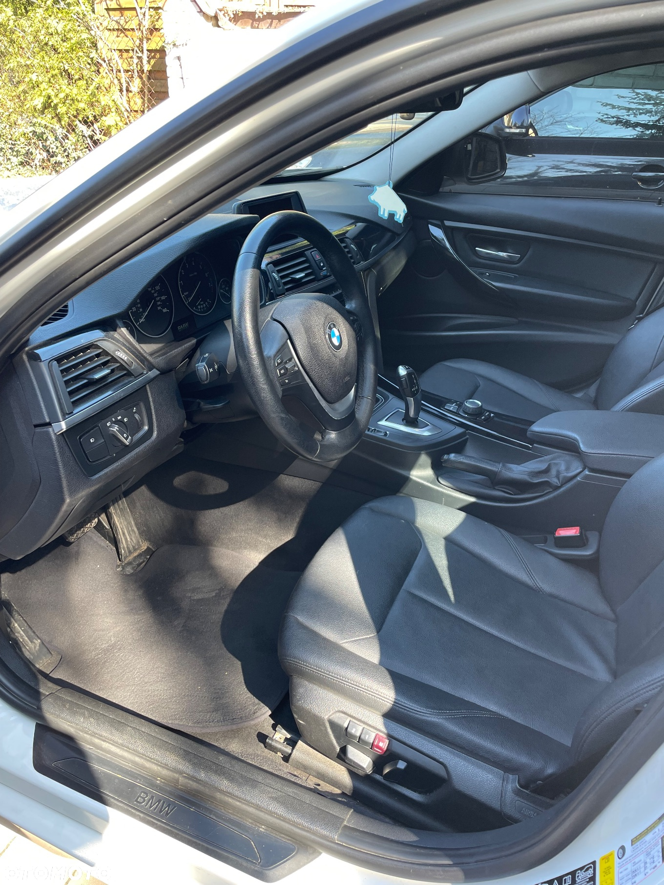 BMW Seria 3 328i xDrive - 8