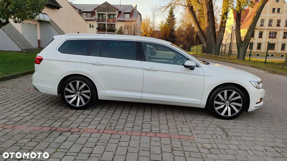 Volkswagen Passat 2.0 TDI SCR DSG Comfortline - 27