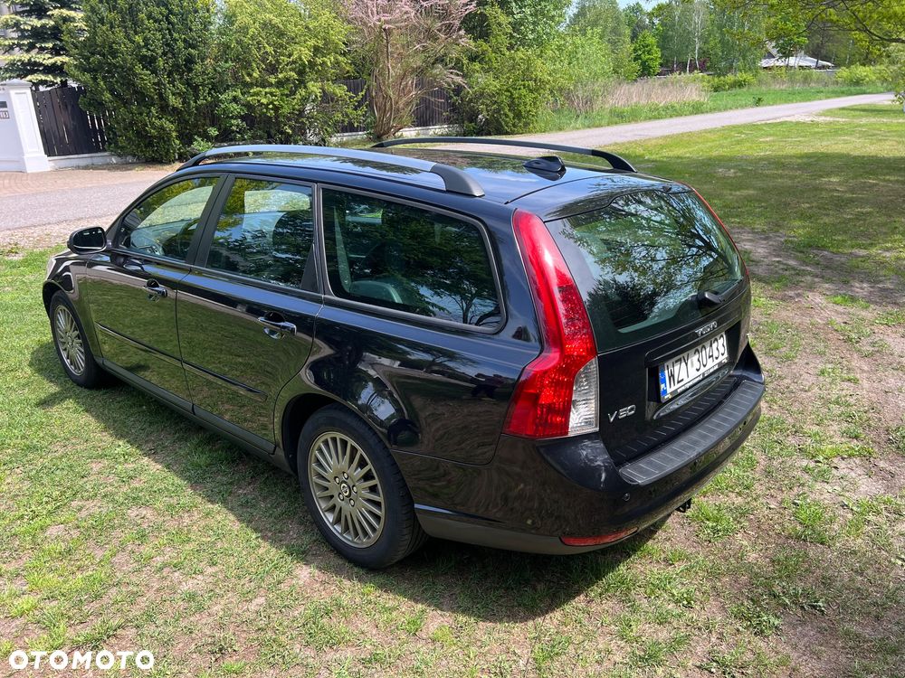 Volvo V50 1.8 Momentum - 2