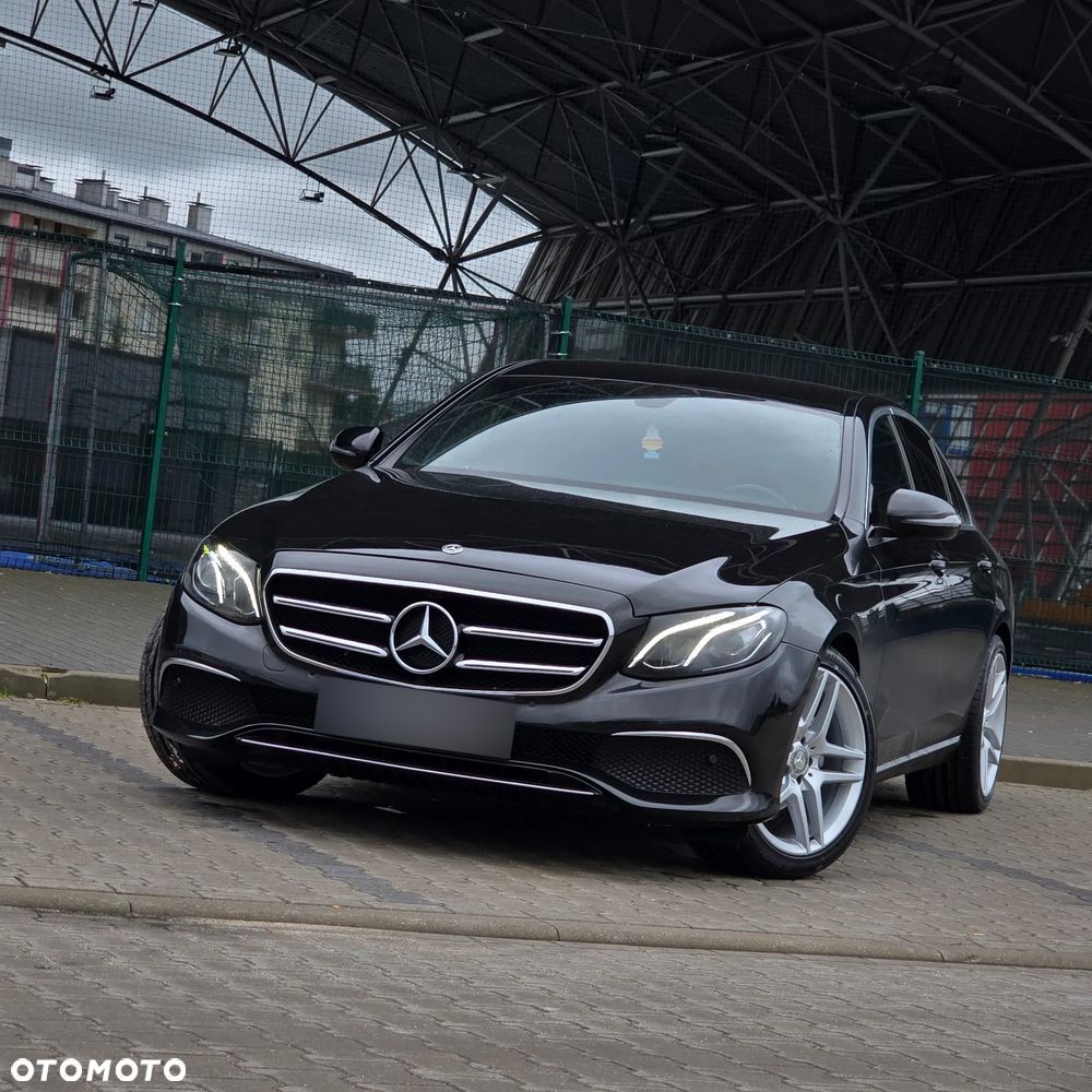 Mercedes-Benz Klasa E 220 d 9G-TRONIC AMG Line - 1
