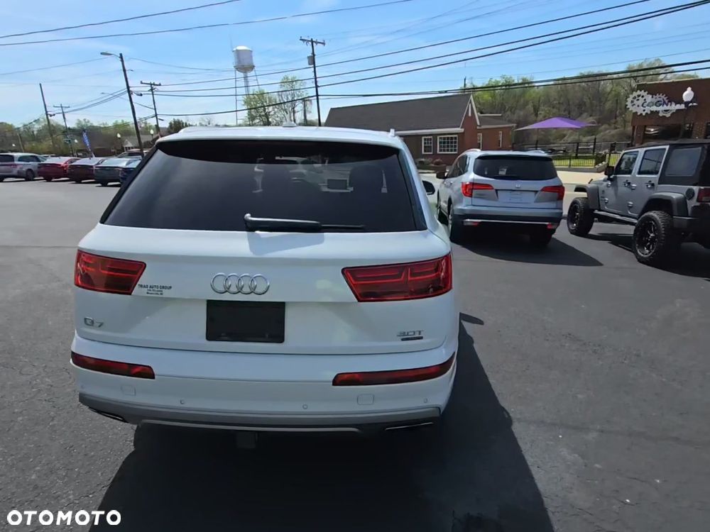Audi Q7 3.0 TFSI Quattro Tiptronic - 7