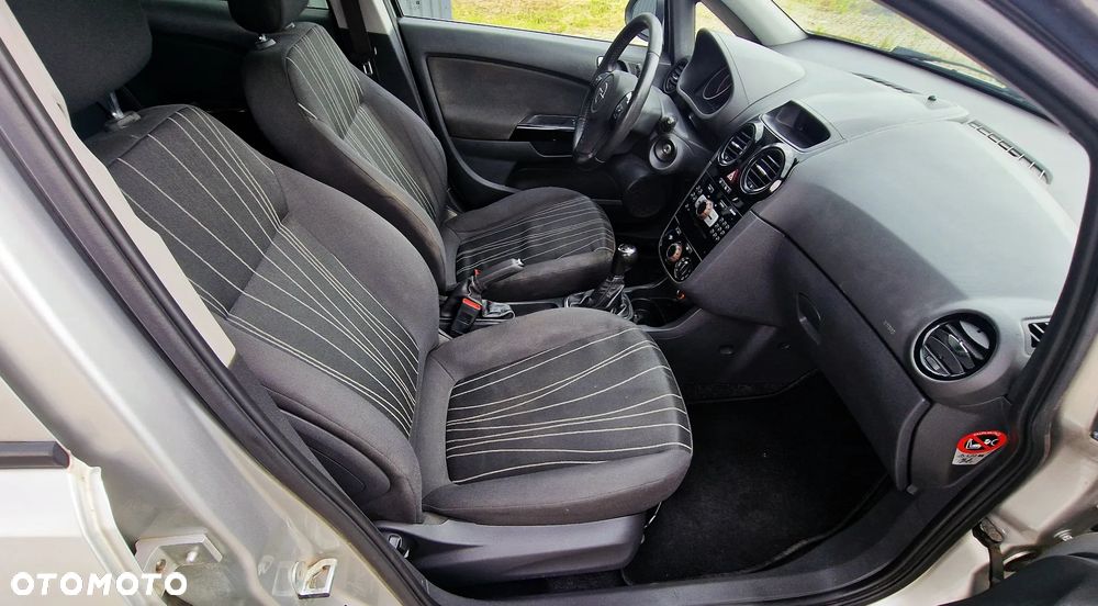 Opel Corsa 1.2 16V 111 - 8