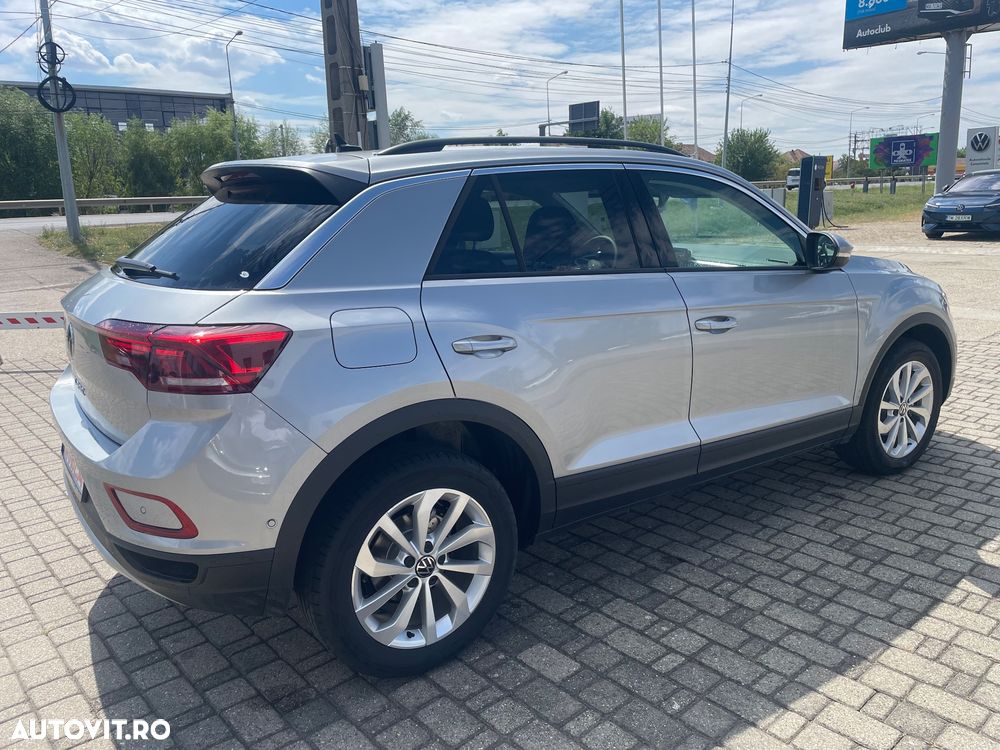 Volkswagen T-Roc - 4
