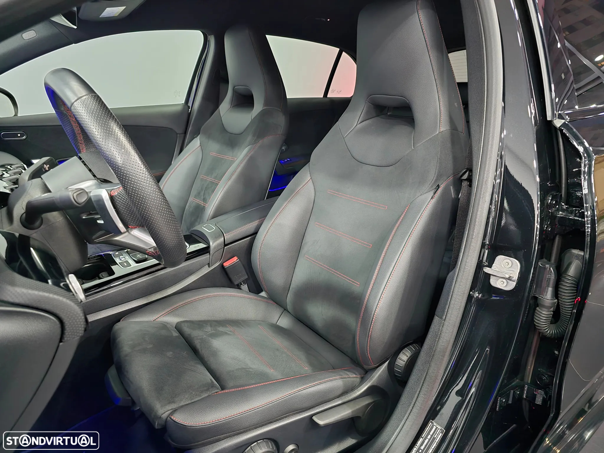Mercedes-Benz A 200 AMG Line Aut. - 13