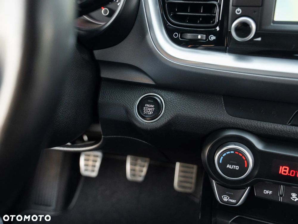 Kia Stonic 1.4 L - 34