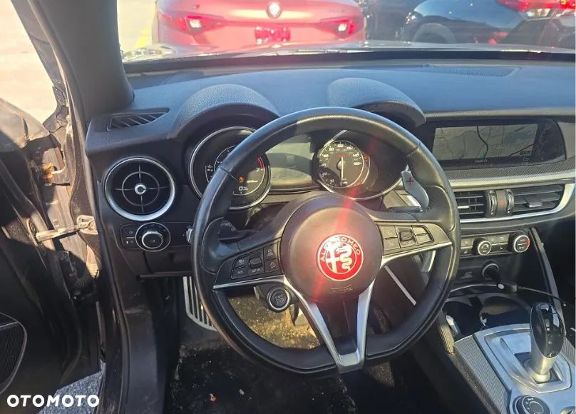 Alfa Romeo Stelvio 2.0 Turbo TI Q4 - 8