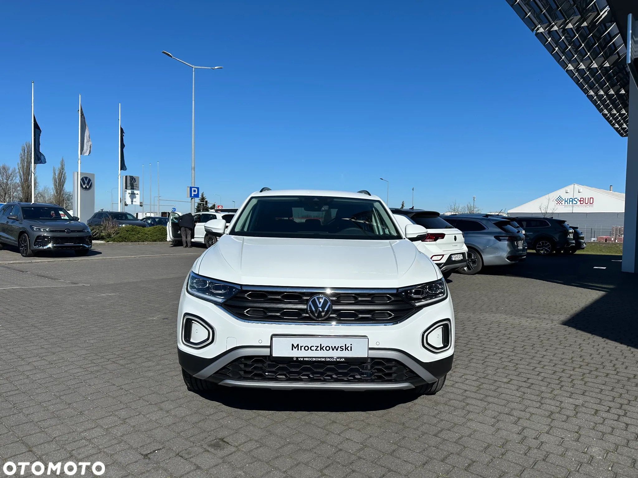Volkswagen T-Roc - 4