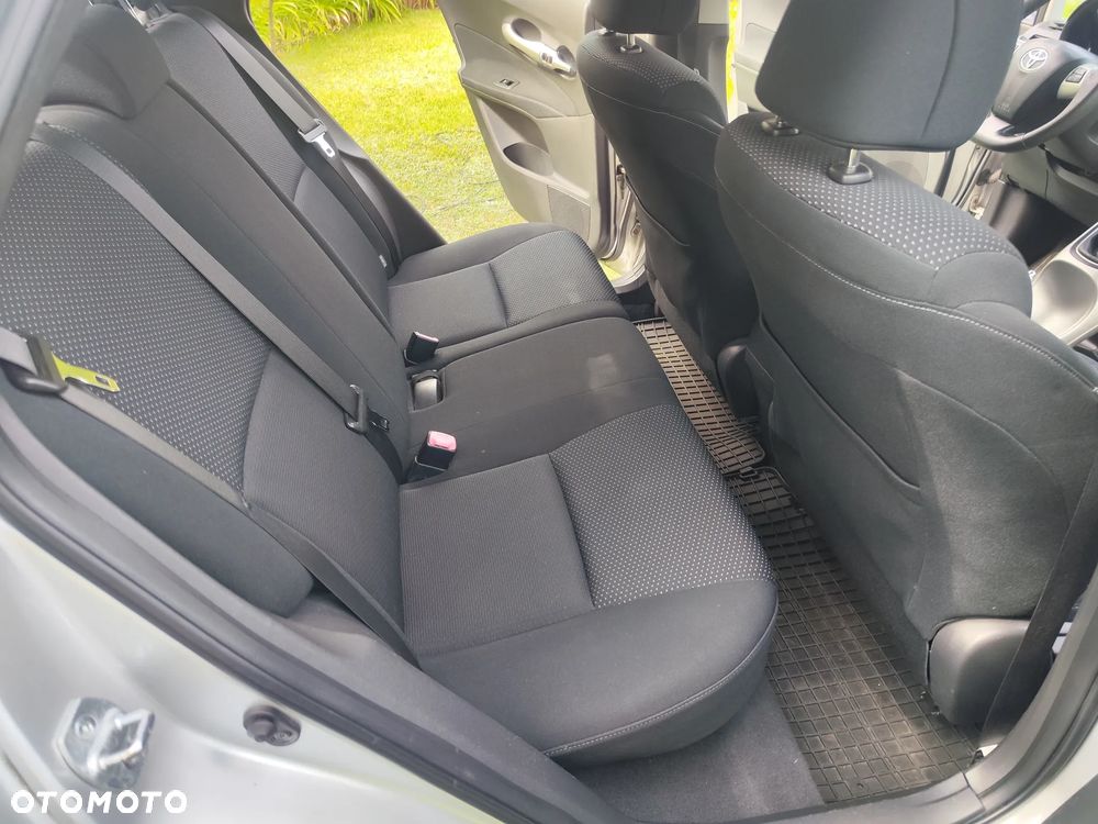 Toyota Auris - 16