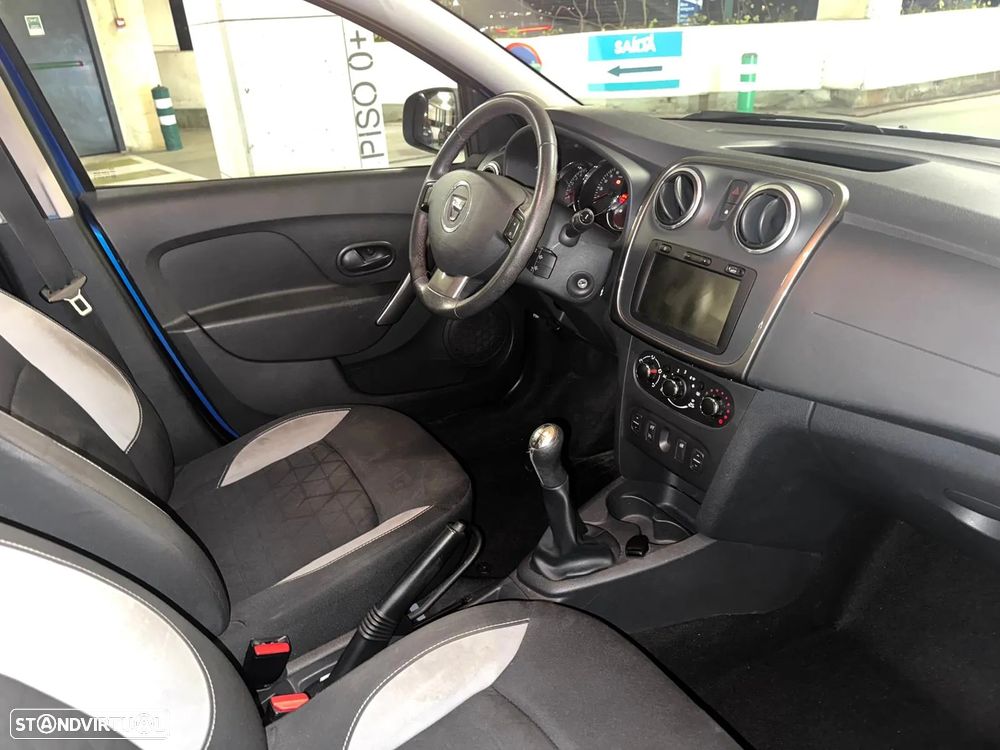 Dacia Sandero 1.5 dCi Stepway - 13