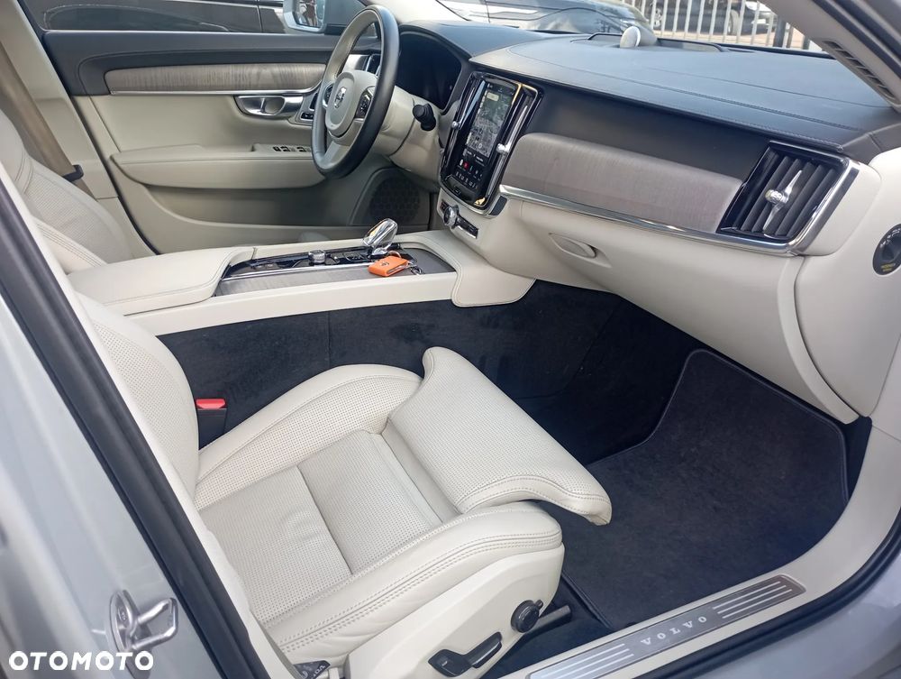 Volvo S90 B5 D AWD Momentum Pro - 10