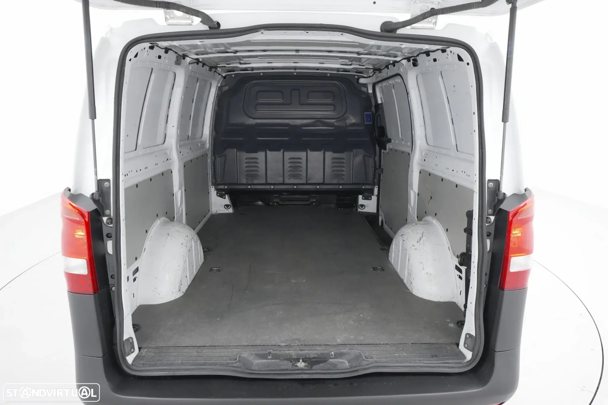 Mercedes-Benz Vito 116/32 - 25