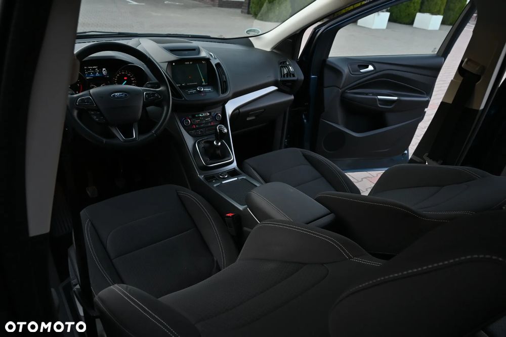 Ford Kuga 2.0 TDCi 4x2 Titanium - 28