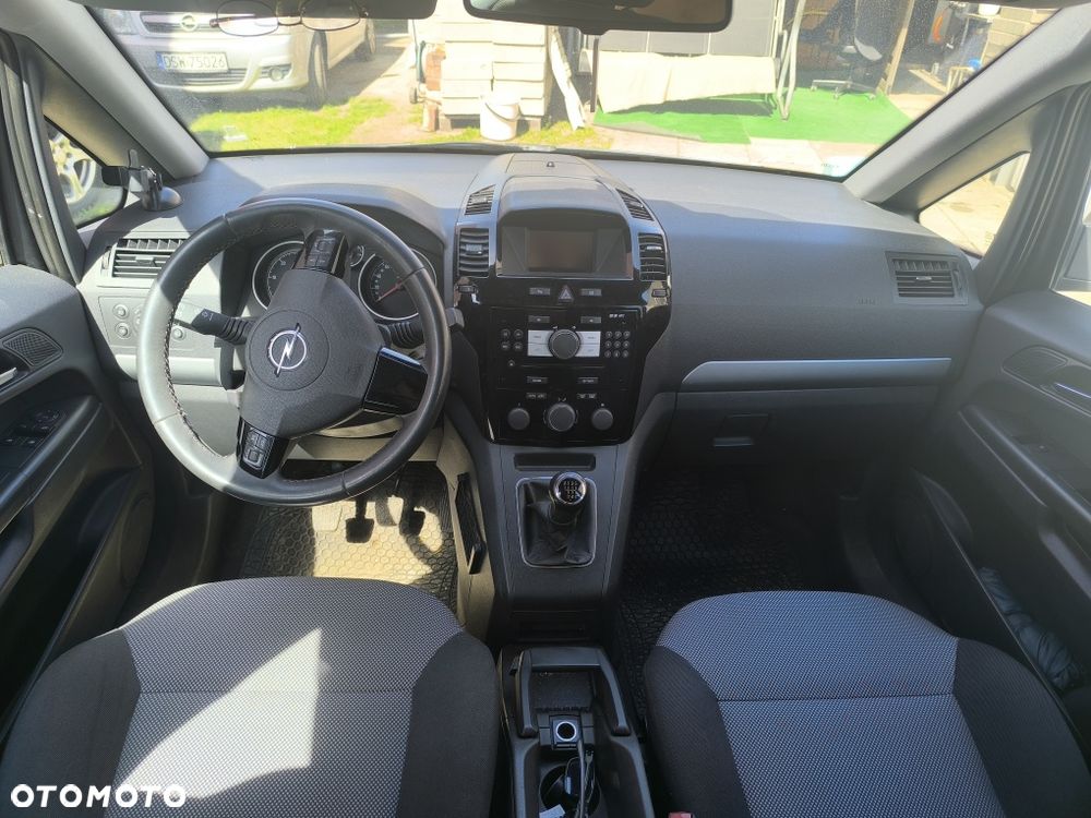 Opel Zafira - 5