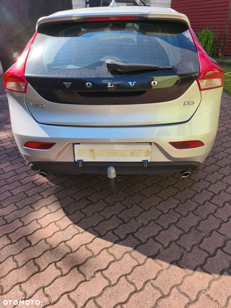 Volvo V40 D3 Drive-E SCR Momentum - 4