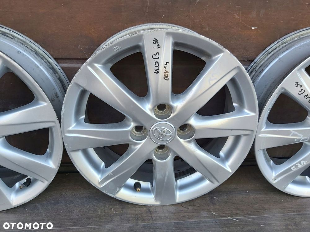 Toyota Yaris I II III Alufelgi 15 4 x 100 Felgi aluminiowe - 4