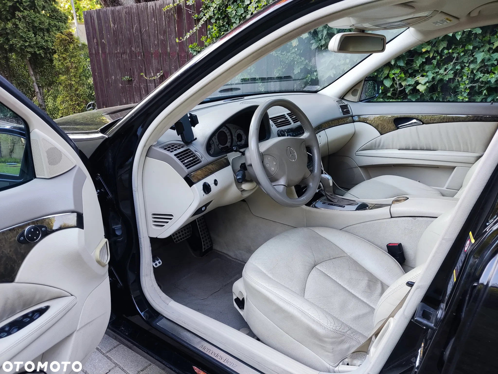 Mercedes-Benz Klasa E 320 CDI T Avantgarde - 8