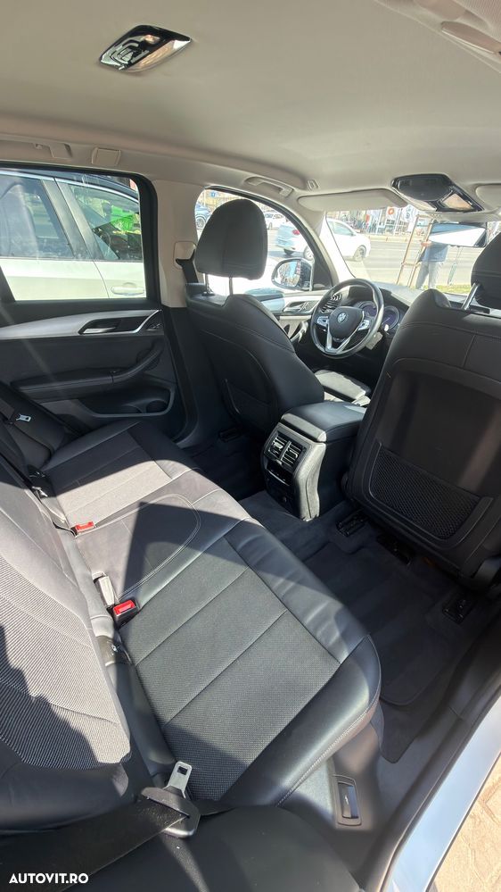 BMW X3 xDrive20i Aut. xLine - 14