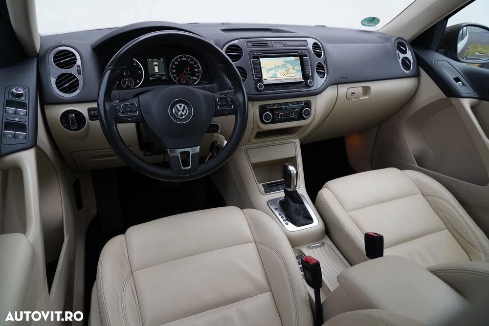 Volkswagen Tiguan 2.0 TDI 4Motion DSG Sport & Style - 10